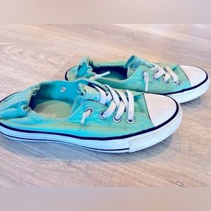 NWOB Converse All Star Chuck Taylors 7.5Women